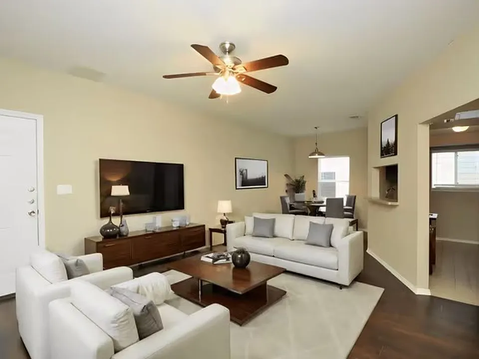 Stone Hill Apartments