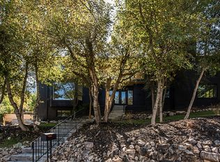 4465 S Mathews Way, Salt Lake City, UT 84124