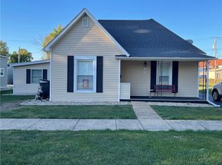 206 Park Pl, Rossville, IL