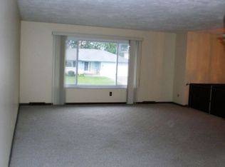 5897 Cantwell Dr, Mayfield Heights, OH 44124