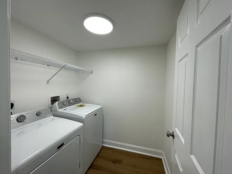 3600 Old Forest Rd #1-86 — Photo 8