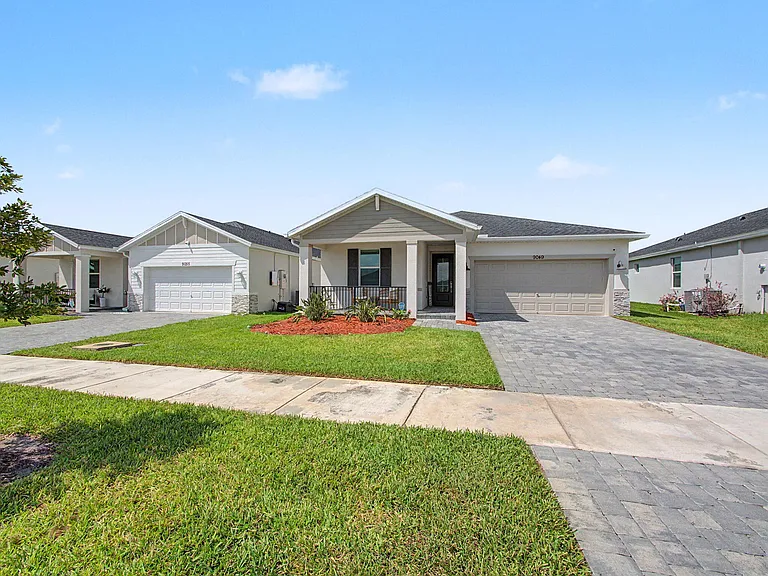 9049 Dahlia Cir — Photo 4