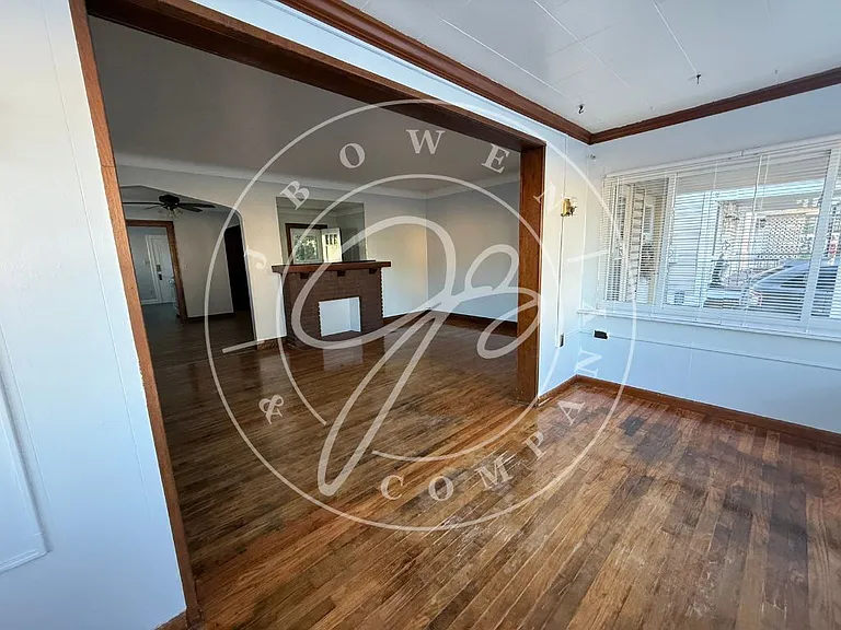3944 Torrance Dr — Photo 3