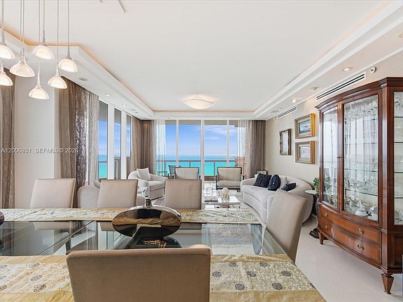 4th image of 17875 Collins Ave #1501