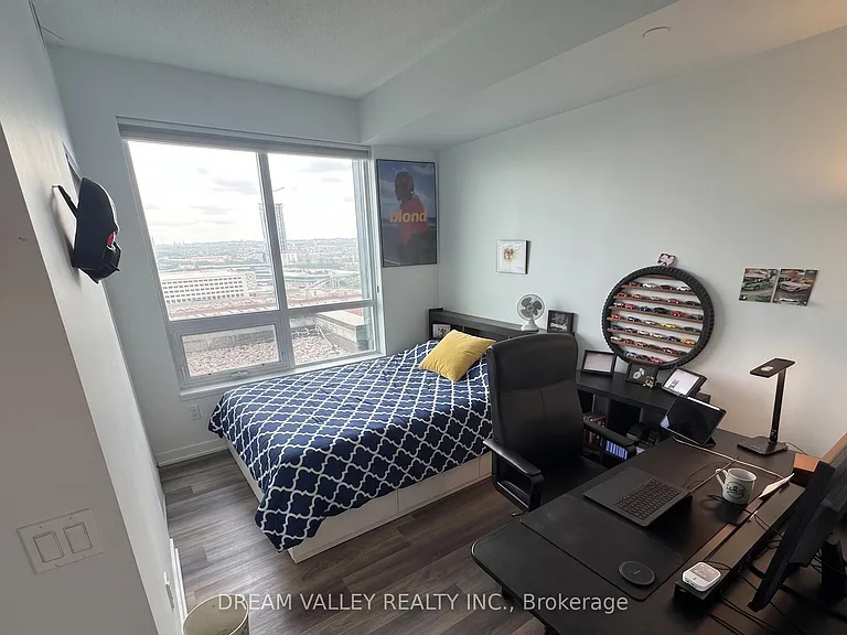1480 Bayly St #1614 — Photo 6
