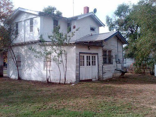 2nd image of 633 Howard Ave