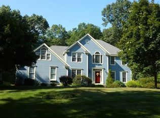 16 Hoyts Wharf Rd, Groton, MA 01450