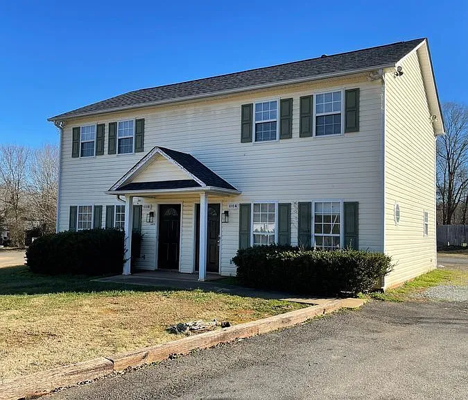 610 Piper Ct #A — Photo 1