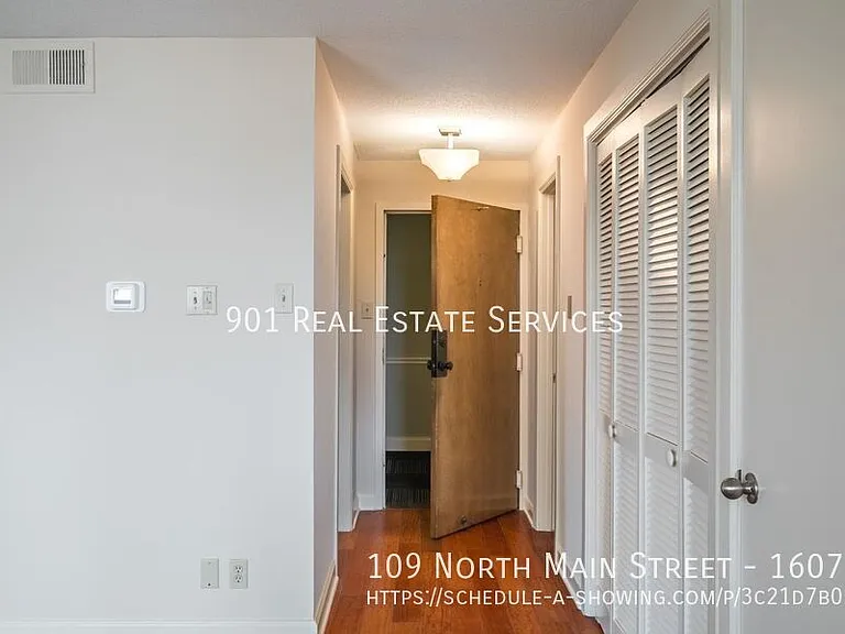 109 N Main St #1607 — Photo 4
