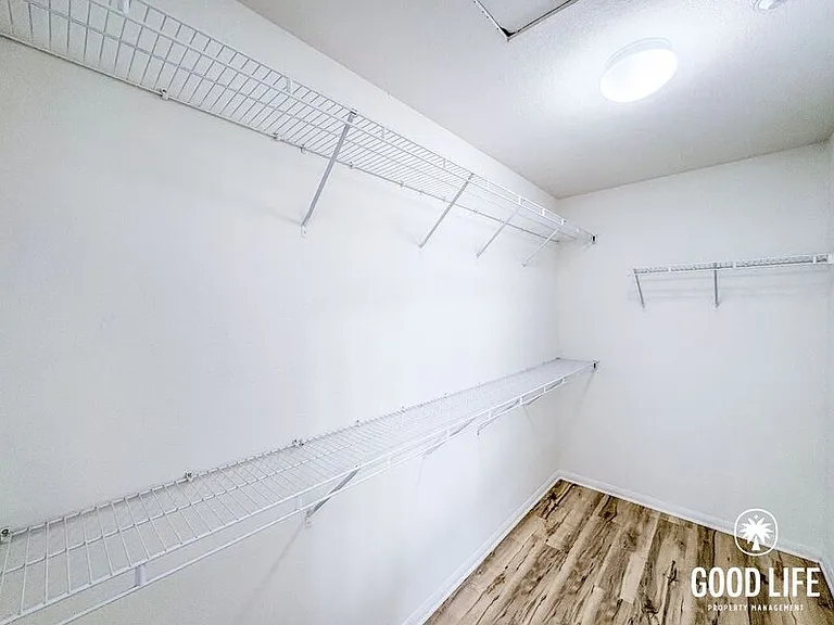264 Marquette Ave — Photo 14