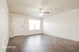 3 bed, 2.0 bath, 1163 sqft, $1,325 — Photo 2