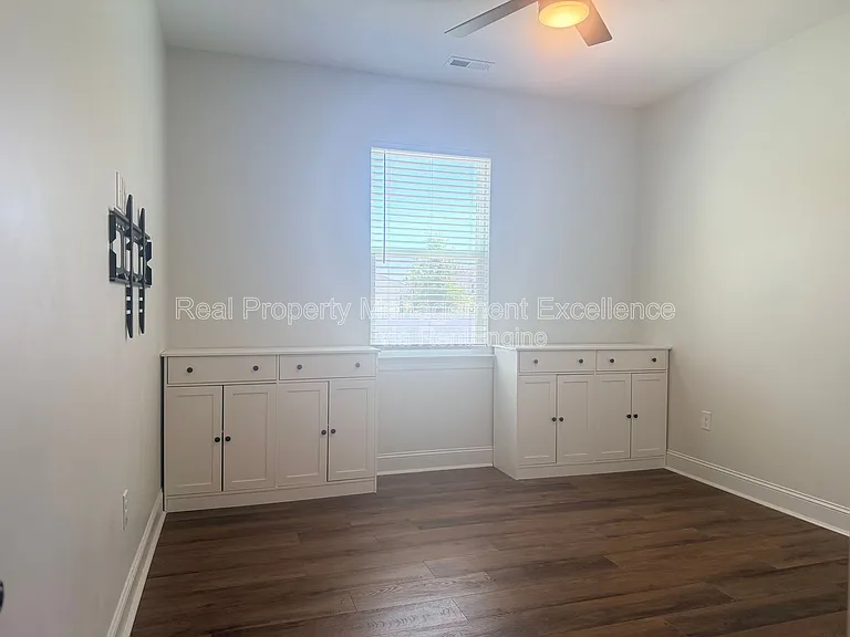 16 Clear Creek Cir — Photo 25