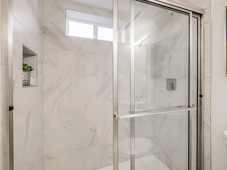 601 Bomar St #3 — Photo 22