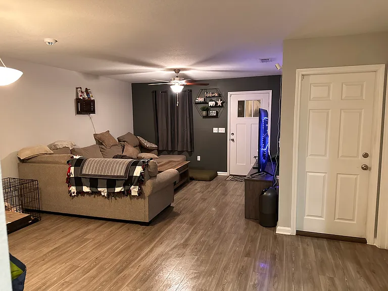 4649 Suray Ave — Photo 11