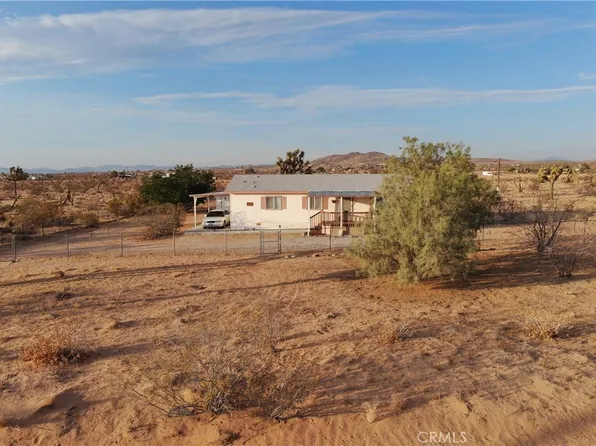 59767 Phillipi Ave, Landers, CA 92285