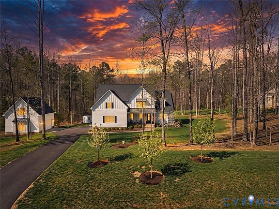 3rd image of 2848 Maple Lake Cir