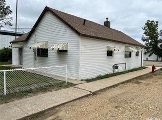 43 2nd Ave E, Lafleche, SK S0H2K0