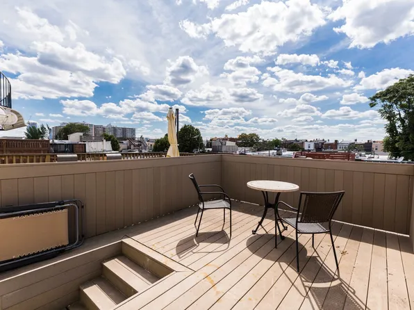 826 N 23rd St, Philadelphia, PA 19130
