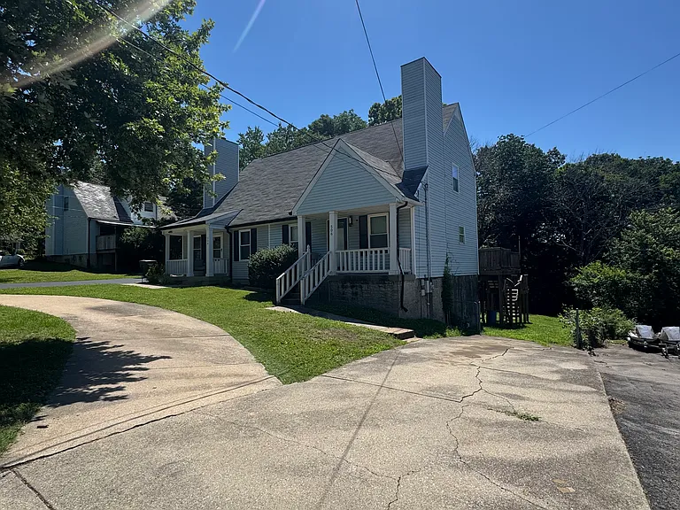 506 Hidden Hill Dr — Photo 3