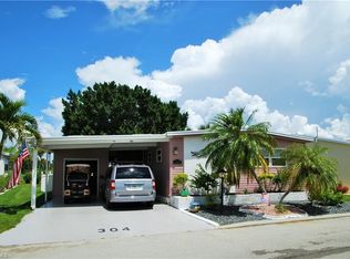 304 Crampton Ln, North Fort Myers, FL 33903