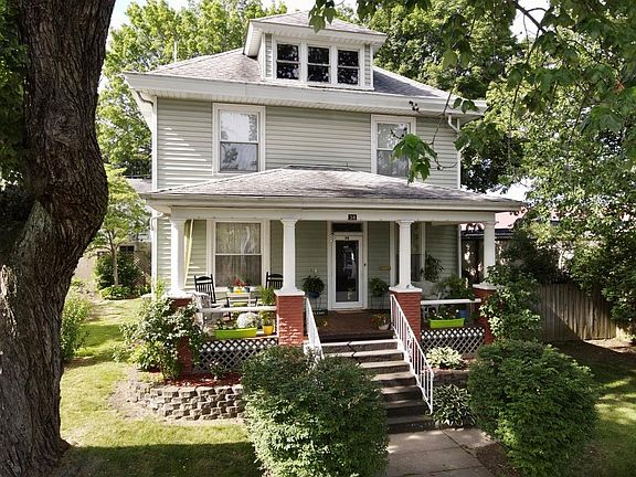 3rd image of 38 E South St