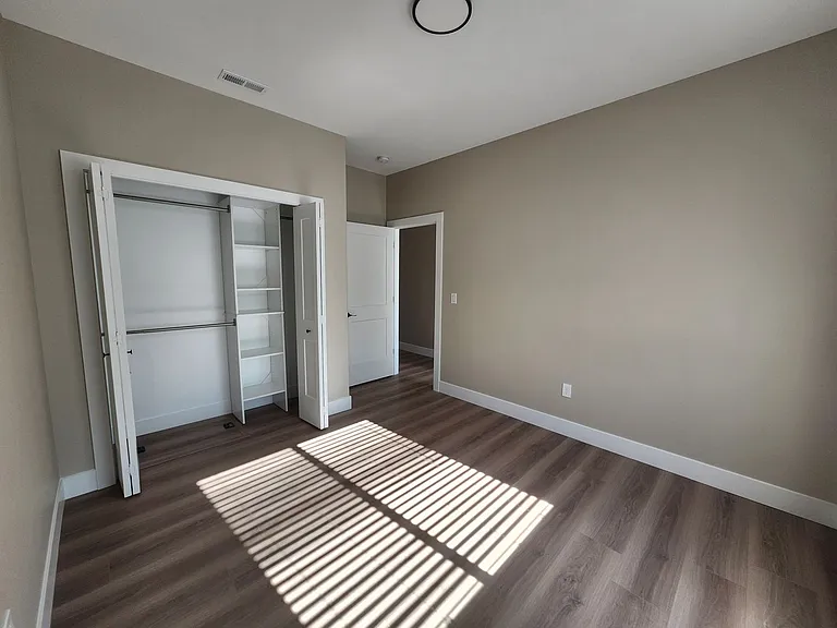 2112 N Road 52 — Photo 14