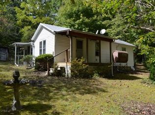 170 Vaughn Rd, Hampton, TN 37658