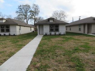 120 E Ash St, Angleton, TX 77515
