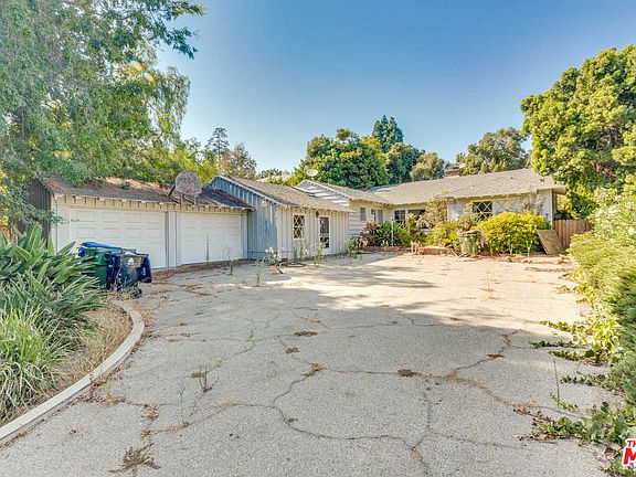 4th image of 12839 San Vicente Blvd