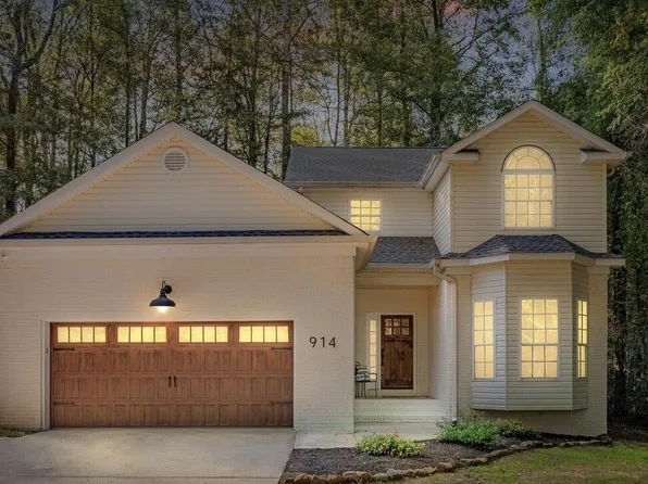 914 Olsen Ave, Signal Mountain, TN 37377