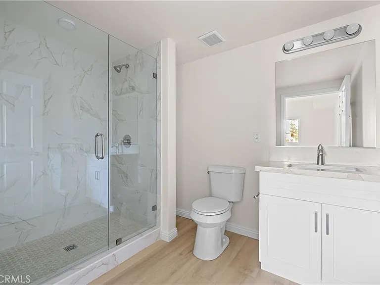 1818 S Norton Ave #309 — Photo 13
