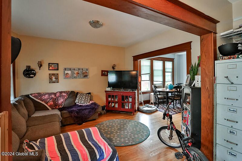 3rd image of 24 Maplewood Street