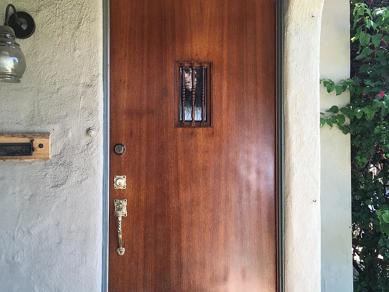 1835 Allen Ct — Photo 2
