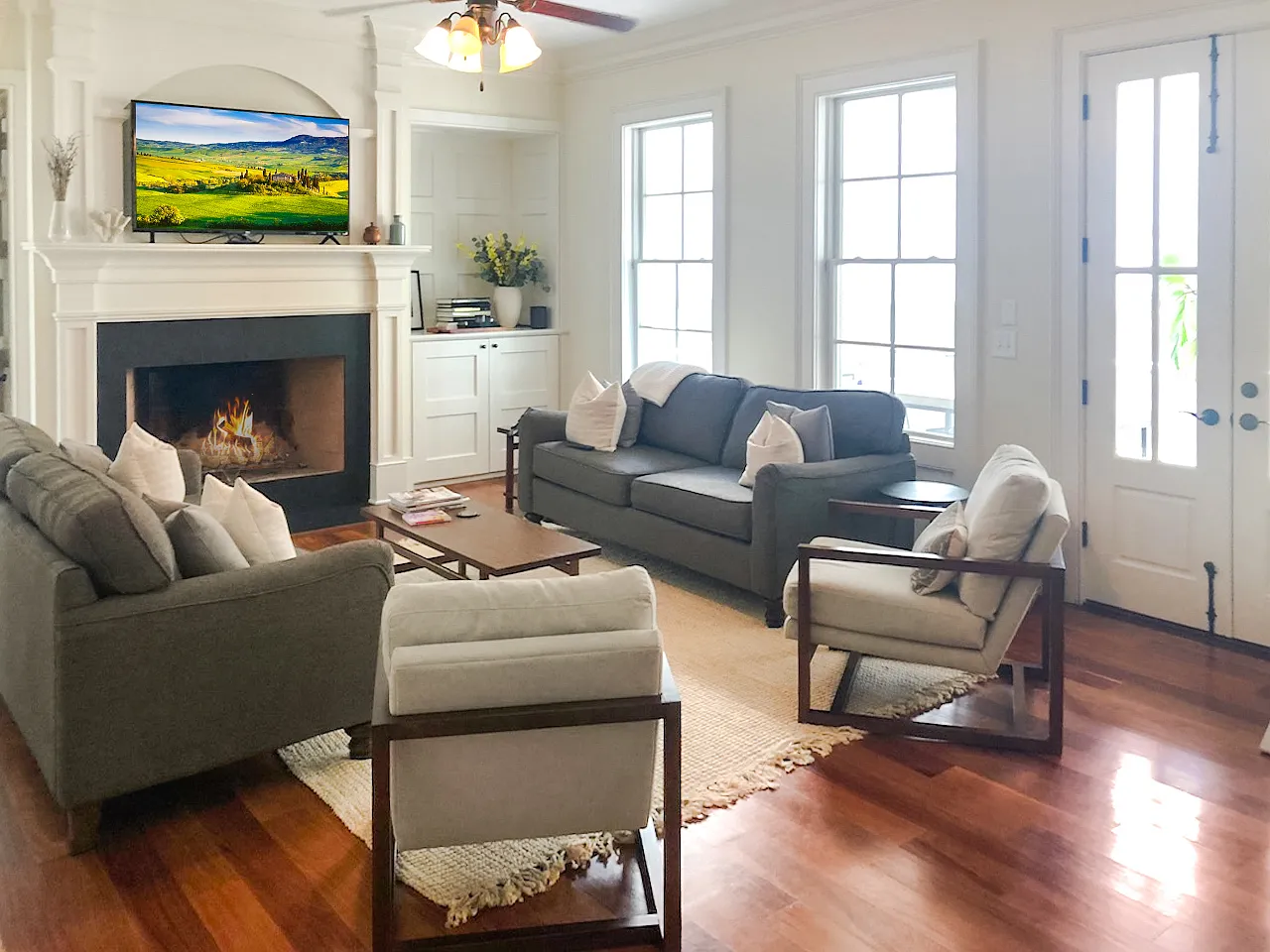 5 bed, 4.5 bath, 3709 sqft, $8,500 — Photo 4