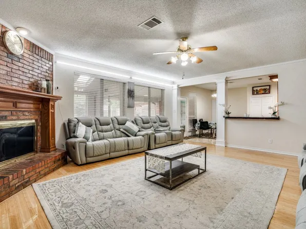 4114 Baywatch Dr, Rowlett, TX 75088