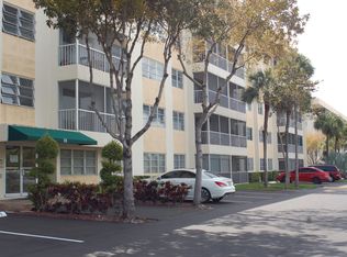 55 SW 2nd Ave APT 202, Boca Raton, FL 33432