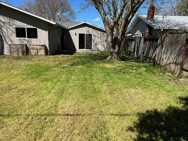 2512 Lafayette Dr — Photo 22