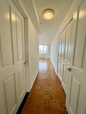 Rented by Addison Property Group | media 20