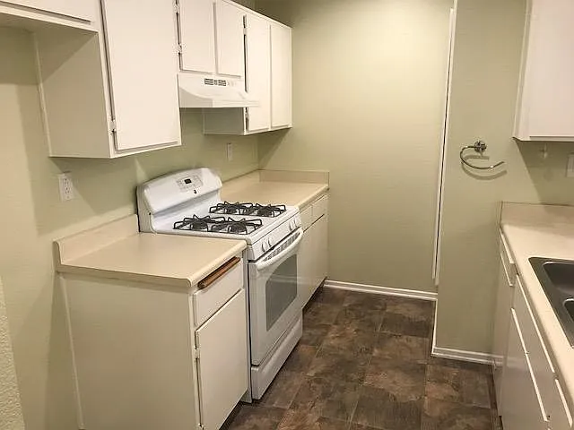 2343 Archwood Ln #142 — Photo 2