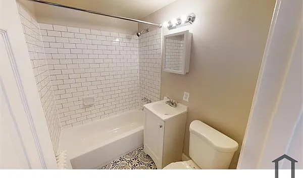 950 Southern Ave SE #202 — Photo 5