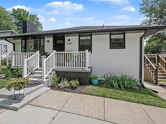 3rd image of 2345 Redbud Ln