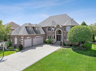 12896 Mayfair Dr, Lemont, IL 60439