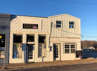 200 E Washington Ave, Ava, MO 65608