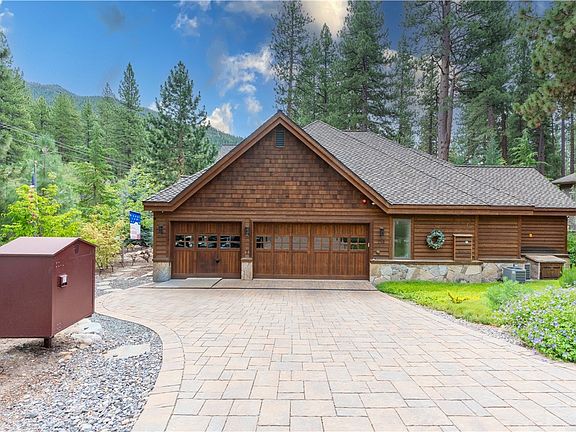 5th image of 250 Pine Cone Rd