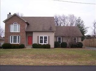 2108 Chesapeake Dr, Bowling Green, KY 42104