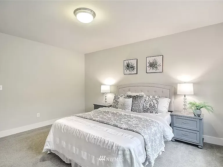 5113 NE 11th Pl — Photo 8