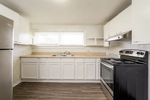 1014 Arbor Dr Photo 1