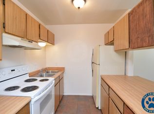 317 N 93rd St #3, Mesa, AZ 85207