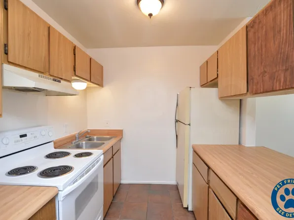 317 N 93rd St #3, Mesa, AZ 85207