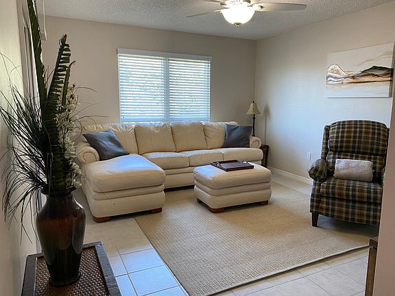 3rd image of 608 Windrush Bay Dr #G